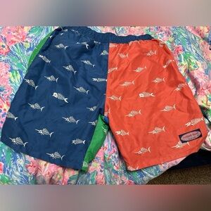 EUC Vineyard Vines Fish Print Multicolor Swim Shorts